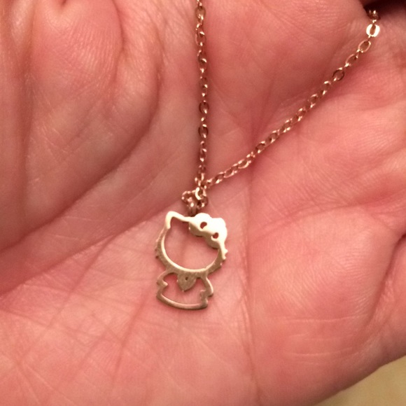 18k rose gold filled hello kitty necklace - Picture 4 of 6